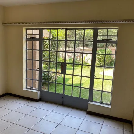 Image 3 - Northgate Mall, Doncaster Drive, Johannesburg Ward 114, Randburg, 2188, South Africa - Townhouse for rent