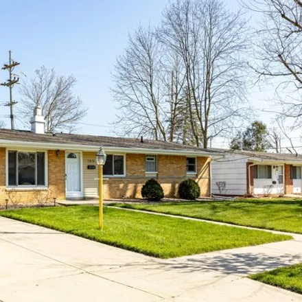 Buy this 3 bed house on 2953 Canterbury Road in Ann Arbor, MI 48104