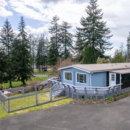 Buy this studio apartment on 42 Winkleman Road North in Brady, Grays Harbor County