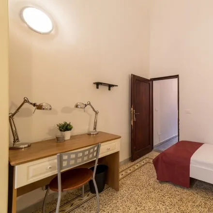 Image 2 - Enoteca Bruni, Borgo Ognissanti 25/r, 50123 Florence FI, Italy - Room for rent
