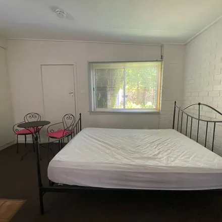 Image 2 - Splatt Street, Swan Hill VIC 3585, Australia - Apartment for rent