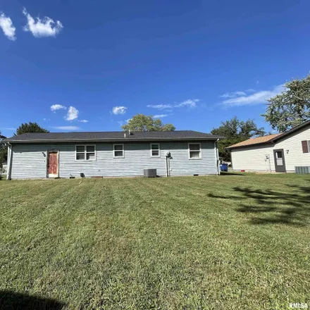 Image 6 - 914 Malone Street, Pinckneyville, IL 62274, USA - House for sale
