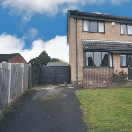 Buy this 3 bed house on Creswick Close in Chesterfield, S40 3PX