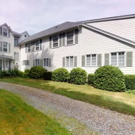 Buy this 8 bed apartment on 444 Narragansett Bay Avenue in Warwick Neck, Warwick