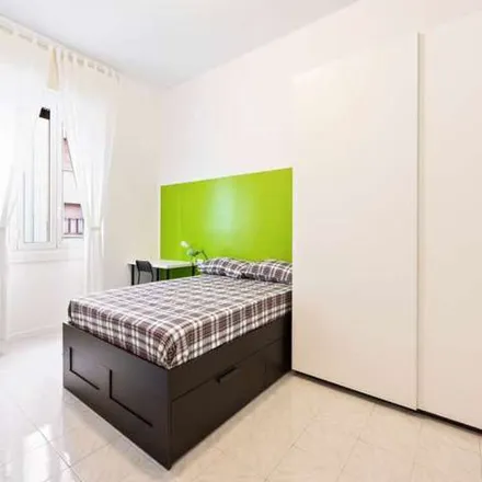 Image 2 - Primaticcio, Via Francesco Primaticcio, 20147 Milan MI, Italy - Apartment for rent