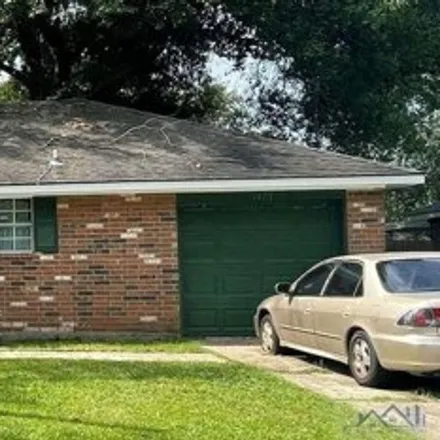 Buy this 3 bed house on 1469 Sunset Drive in Forest Pines, Slidell
