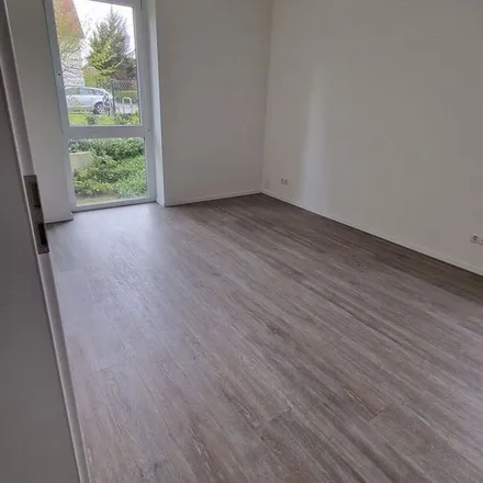 Rent this 2 bed apartment on Reichenberger Allee 21 in 24146 Kiel, Germany