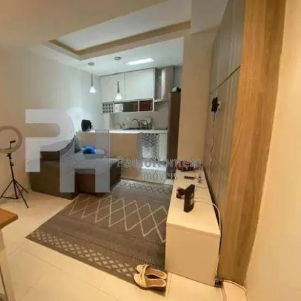 Buy this 2 bed apartment on Edifício das Boutiques in Rua Santa Clara 75, Copacabana