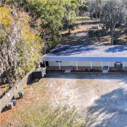 Image 3 - 322 Northeast 5th Street, Crystal River, Citrus County, FL 34429, USA - House for sale
