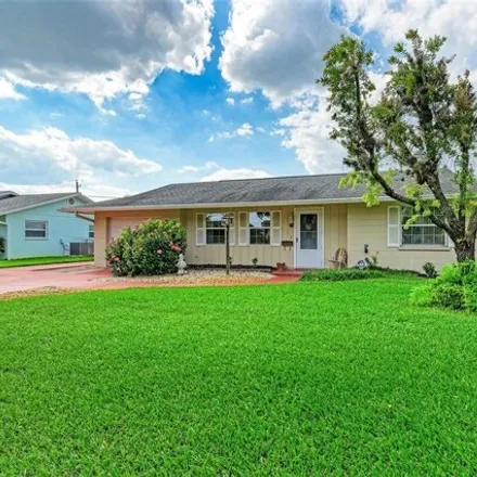 Buy this 2 bed house on 3216 York Drive in Bradenton, FL 34205