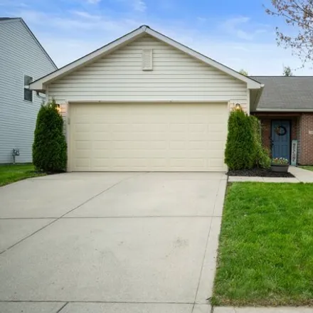 Buy this 3 bed house on 19138 Prairie Crossing Drive in Noblesville, IN 46062