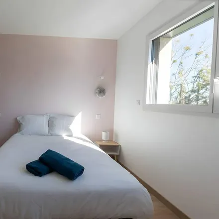 Rent this 5 bed house on Yvré-l'Évêque in Beaulieu, Rue de Beaulieu