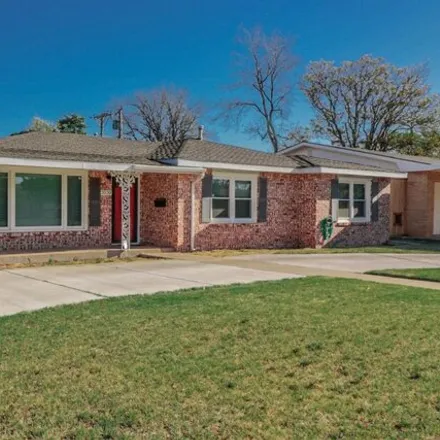 Rent this 4 bed house on 4175 Knoxville Avenue in Lubbock, TX 79413