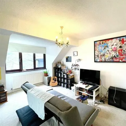 Image 6 - Caunter Road, Speen, RG14 1QZ, United Kingdom - Apartment for sale