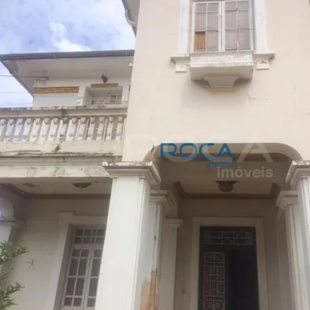 Rent this 5 bed house on Rua Nove de Julho 1301 in Centro, São Carlos - SP