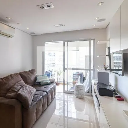 Rent this 3 bed apartment on Joaquim Ferreira in Barra Funda, São Paulo - SP