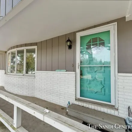 Image 4 - 17788 Brucker Street, Rosy Mound, Grand Haven Charter Township, MI 49417, USA - House for sale