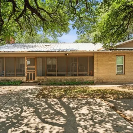 Image 6 - 261 North Clark Street, Rising Star, Eastland County, TX 76471, USA - House for sale