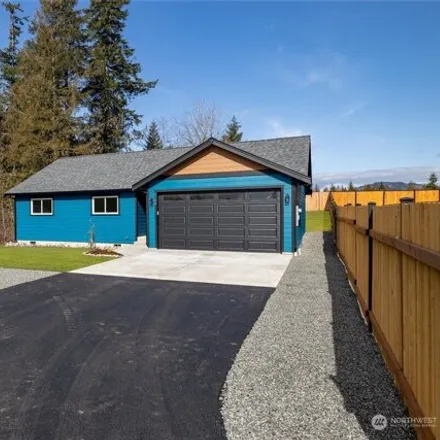 Buy this 3 bed house on Bearpaw Court in Whatcom County, WA 98266