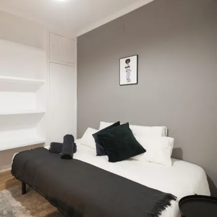 Rent this 8 bed room on Madrid in El Colmao, Calle de las Infantas