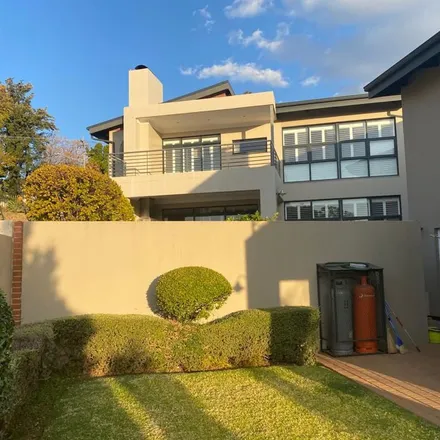 Rent this 3 bed apartment on 92 Drakensberg Drive in Alphenpark, Pretoria