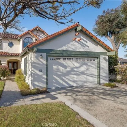 Rent this 3 bed house on 19 Village Circle in Manhattan Beach, CA 90266