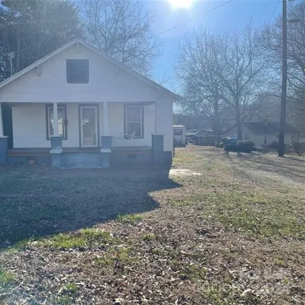 Buy this 2 bed house on 189 Reid Street in Forest City, NC 28043