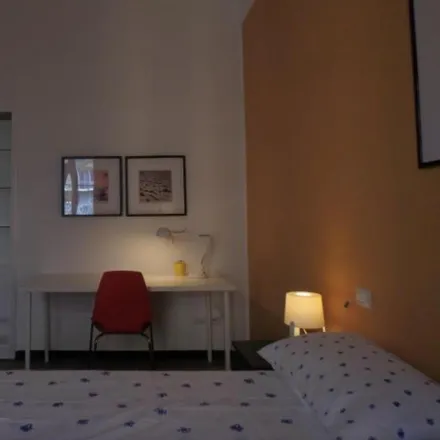Image 2 - Cozy 2-bedroom apartment in Porta Vittoria  Milan 20137 - Apartment for rent