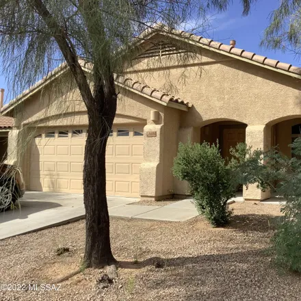 Rent this 4 bed house on 6676 West Quailwood Way in Valencia West, Pima County