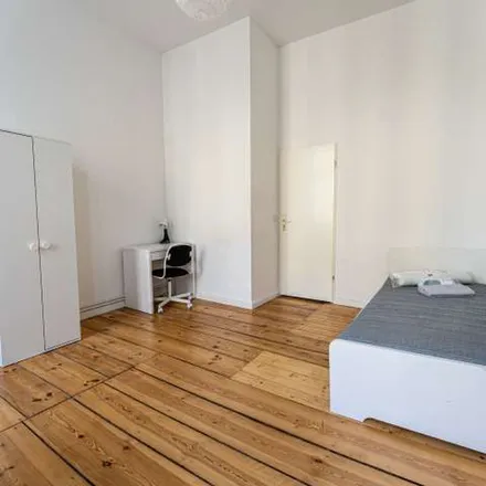 Image 8 - Greifswalder Straße 19, 10405 Berlin, Germany - Apartment for rent