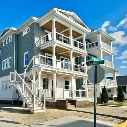 Buy this 5 bed condo on 801 Stenton Pl Unit 2 in Ocean City, New Jersey