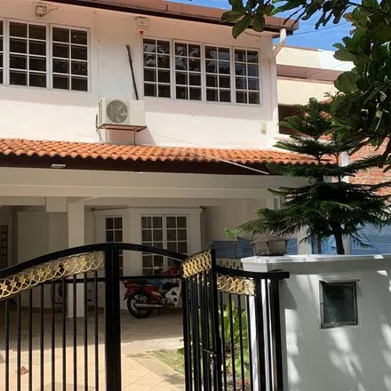 Rent this 4 bed apartment on Jalan Desa Sentosa in Taman Desa, 58100 Kuala Lumpur