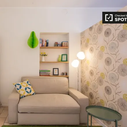 Rent this studio apartment on Trattoria Bolognese da Mauro in Via Elia Lombardini, 20143 Milan MI