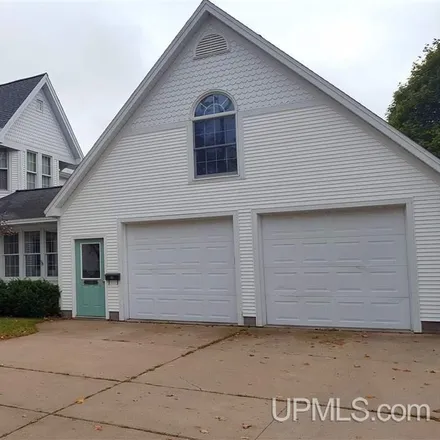Buy this 4 bed house on 104 South Kearsage Street in Laurium, Calumet Township