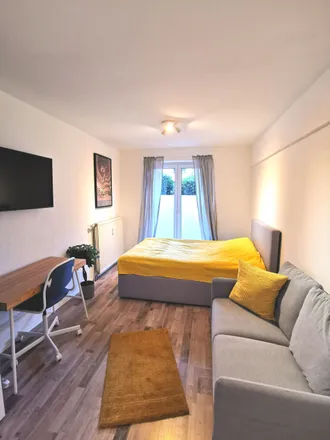 Rent this 1 bed apartment on Oberbilker Allee 265 in 40227 Dusseldorf, Germany
