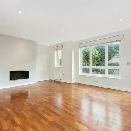 Rent this 4 bed apartment on Caen Wood Hall in Hampstead Lane, London