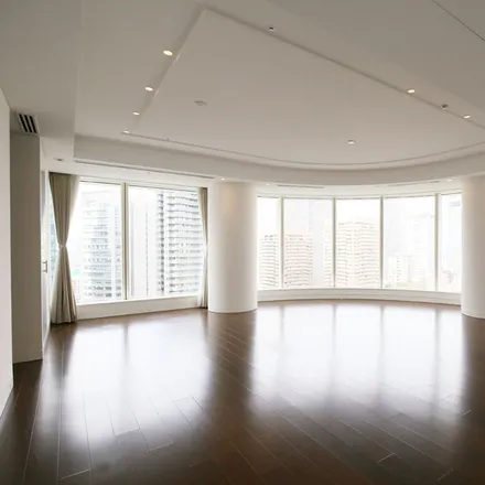 Rent this 3 bed apartment on Ark Hills Sengokuyama Mori Tower in 10 Shiinokizaka, Azabu