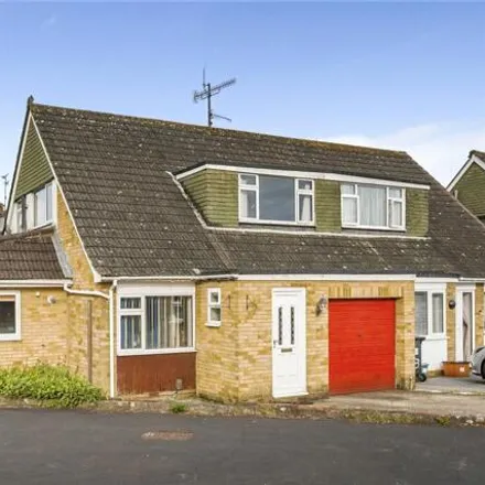 Buy this 3 bed duplex on 13 Kennet Road in Wroughton, SN4 9EB