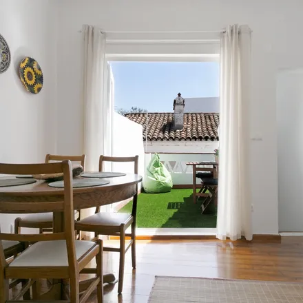 Rent this 1 bed apartment on Rua dos Mercadores 126 in 7000-530 Évora, Portugal