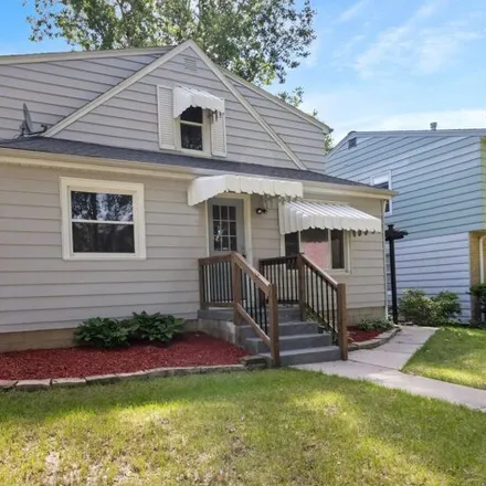Image 3 - 3734 N 88th St, Milwaukee, Wisconsin, 53222 - House for sale