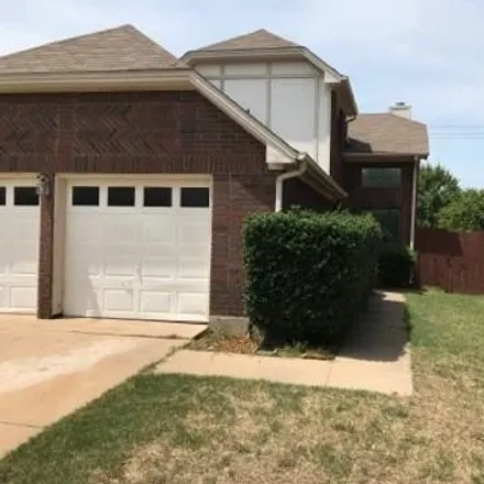Rent this 4 bed house on 3873 Suffolk Lane in Plano, TX 75023