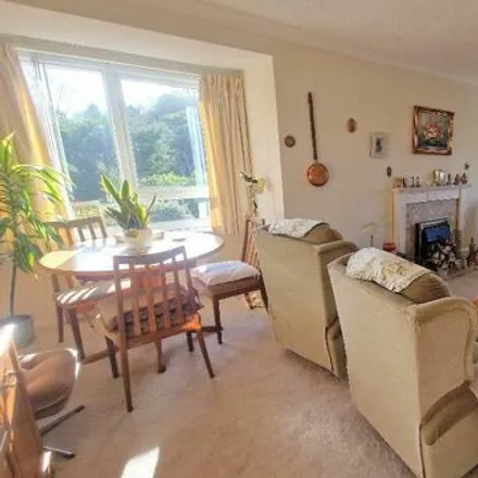 Image 3 - Grange Gardens, Bembridge, PO35 5SR, United Kingdom - Apartment for sale