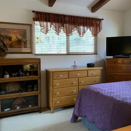 Rent this 2 bed house on Kernville in CA, 93238