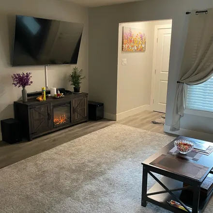 Rent this 1 bed room on CP Pittsburg in West Santa Fe Avenue, Pittsburg