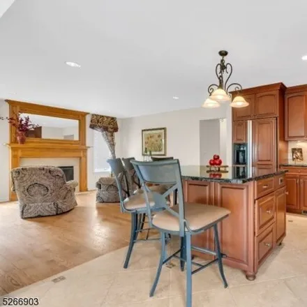 Image 7 - 73 Steeple Chase Court, Bedminster, Bedminster Township, NJ 07921, USA - House for sale