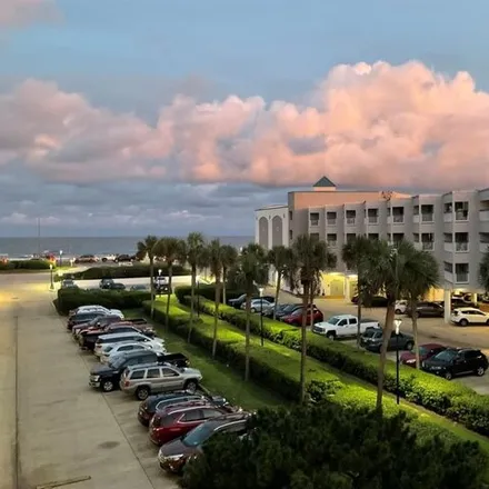 Buy this 1 bed condo on Casa Del Mar Beachfront Suites in 6102 Seawall Boulevard, Galveston