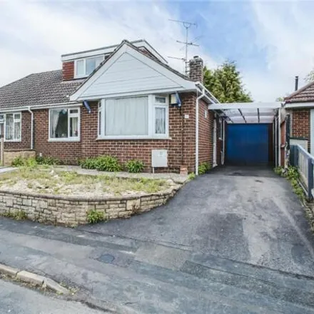 Buy this 3 bed duplex on Riverdale Close in Swindon, SN1 4EE