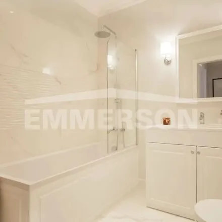 Rent this 3 bed apartment on Jana Kazimierza 30 in 01-248 Warsaw, Poland