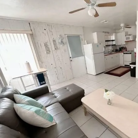 Image 4 - Indian Shores, FL - House for rent