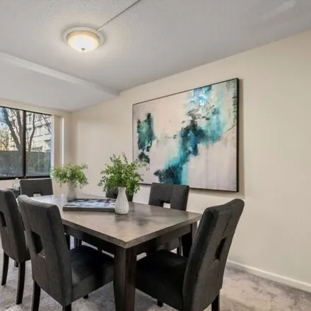 Image 7 - 1731 Beacon Street, Brookline, MA 02447, USA - Condo for sale